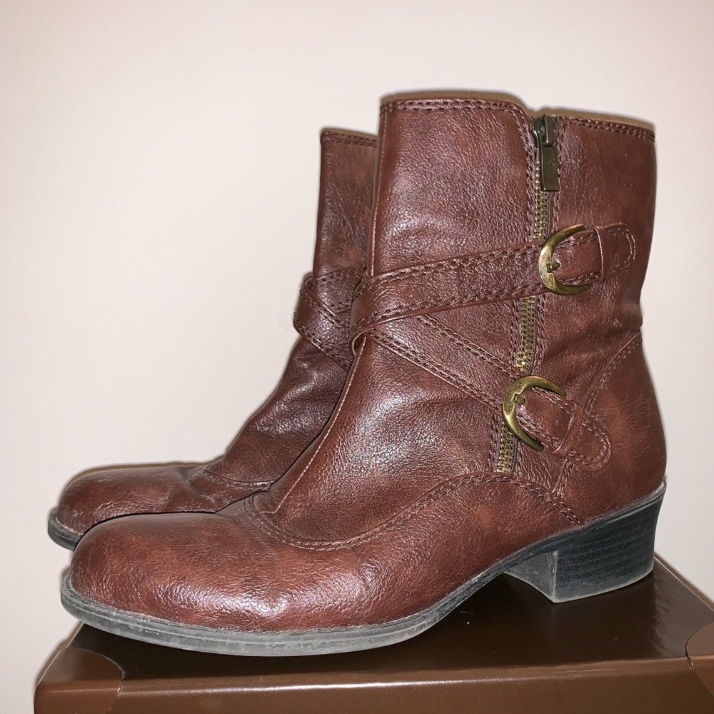 Brown Naturalizer Boots